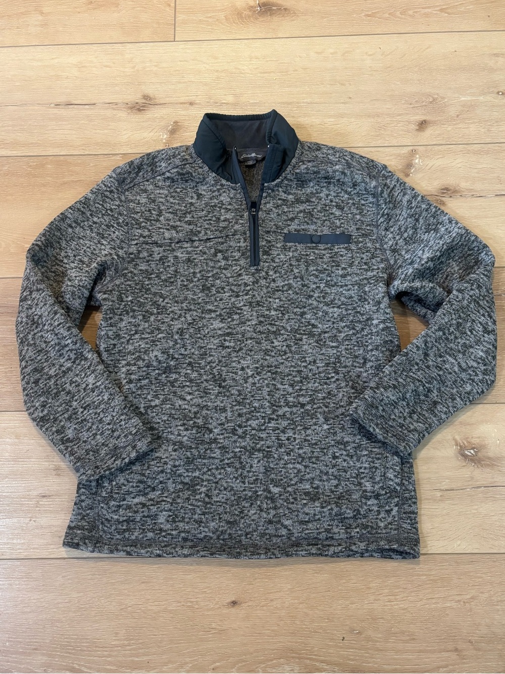 Men’s Eddie Bauer Half Zip Pullover Medium